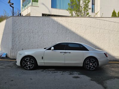 ROLLS-ROYCE GHOST - 3