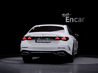 MERCEDES-BENZ E-CLASS - 4