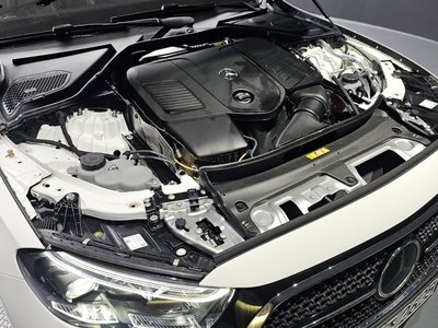 MERCEDES-BENZ E-CLASS - 7