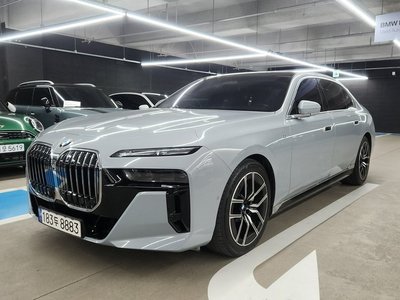 BMW 7 SERIES