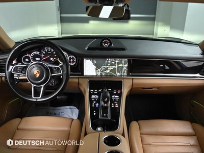 PORSCHE PANAMERA - 4