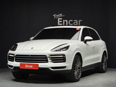 PORSCHE CAYENNE - 1