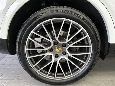 PORSCHE CAYENNE - 6