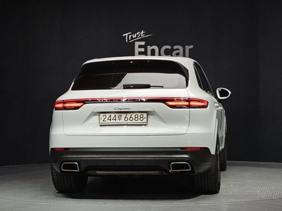 PORSCHE CAYENNE - 4