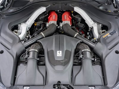FERRARI ROMA - 5