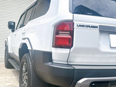 صورة 10 لـ 2024 Toyota LAND CRUISER 250