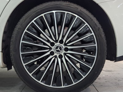 MERCEDES-BENZ E-CLASS - 6