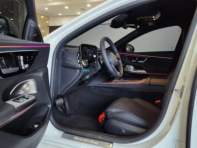 MERCEDES-BENZ E-CLASS - 9