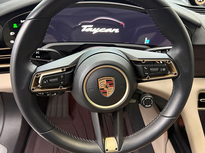 صورة 8 لـ 2024 Porsche TAYCAN