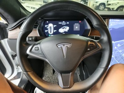 2020 TESLA MODEL S 照片 9