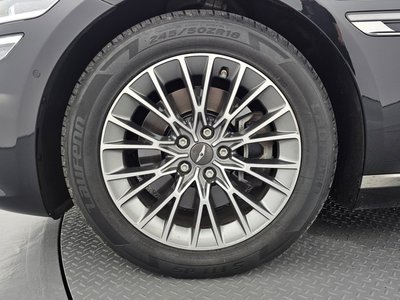 صورة 6 لـ 2022 Genesis G80