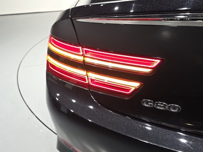 GENESIS G80 (RG3) - 10
