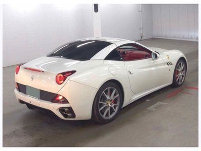 2017 FERRARI CALIFORNIA — фото 5