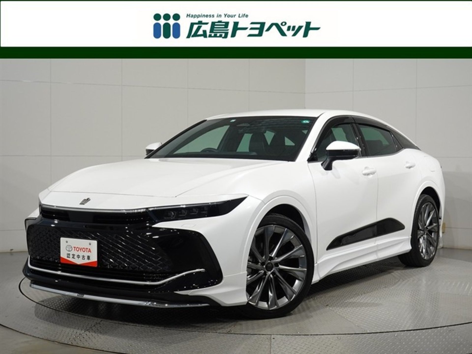 TOYOTA CROWN CROSSOVER - View 1