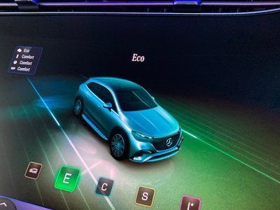 صورة مصغرة 34 لـ 2025 Mercedes-BENZ EQE