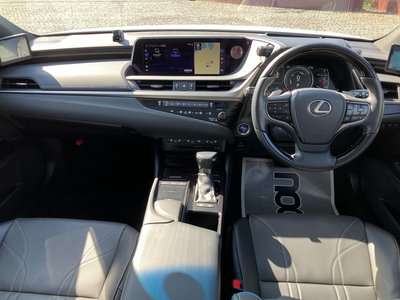 LEXUS ES - 9