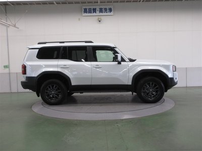 TOYOTA LAND CRUISER 250 - 5
