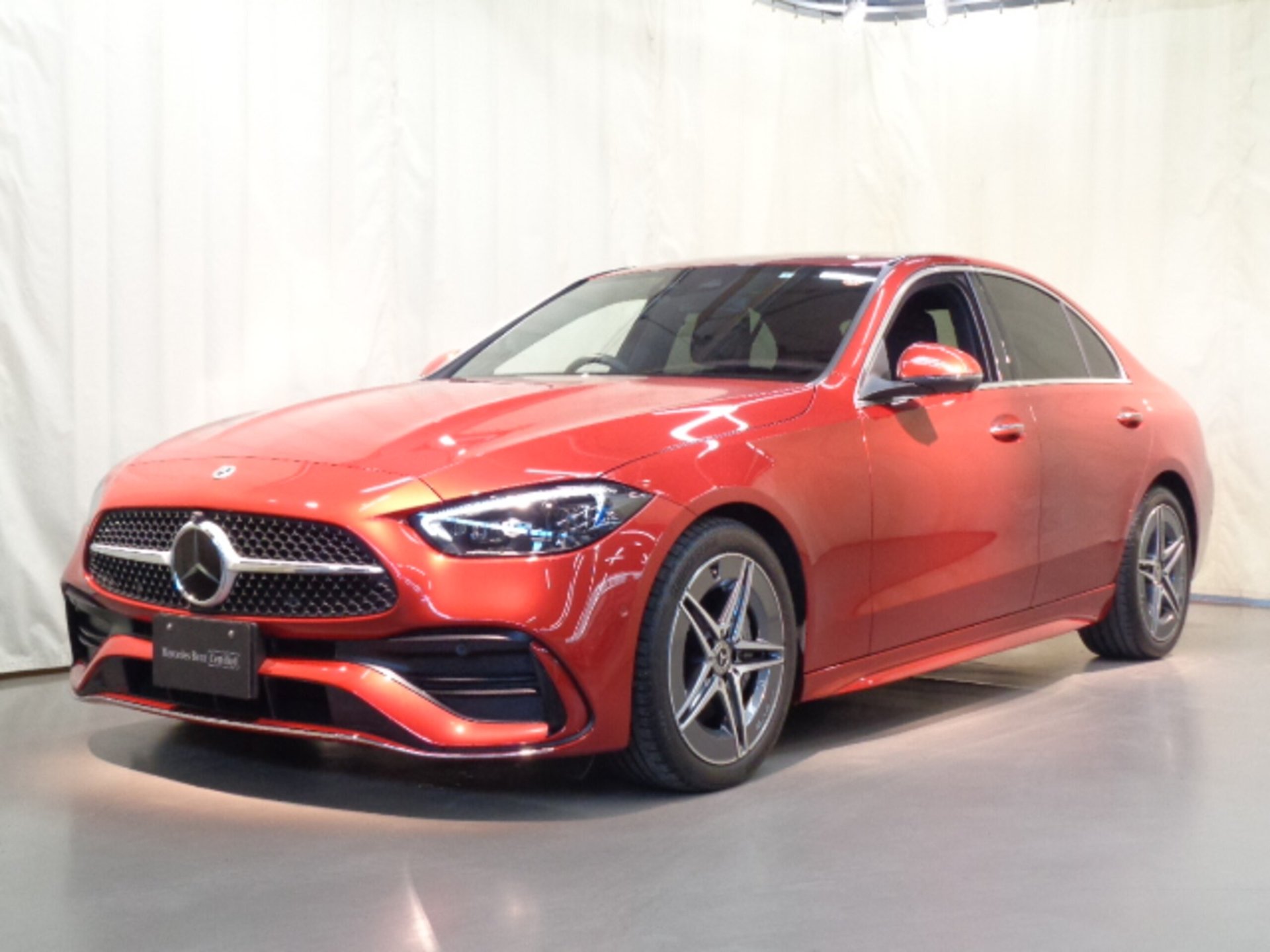 MERCEDES-BENZ C-CLASS - View 1