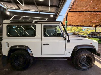 LAND ROVER DEFENDER - 7