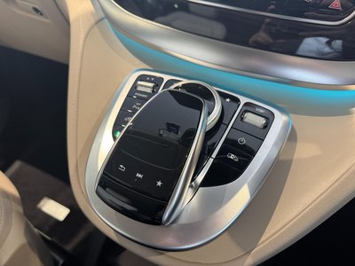 2020 Mercedes-BENZ V-CLASS — миниатюра 25