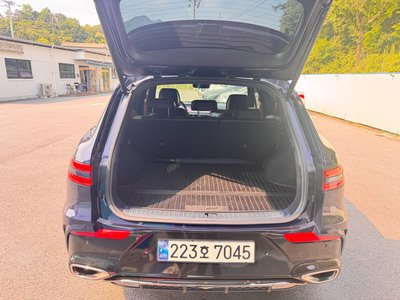 صورة مصغرة 17 لـ 2025 Genesis GV70