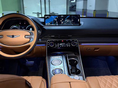صورة 10 لـ 2022 Genesis GV80