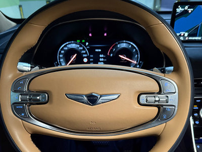صورة 6 لـ 2022 Genesis GV80