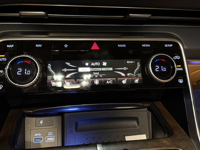 صورة 8 لـ 2022 Genesis GV80