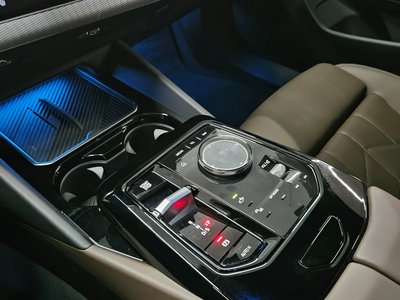 2023 BMW 5 SERIES 照片 9