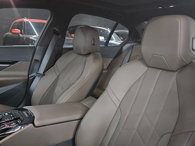 2023 BMW 5 SERIES 照片 10