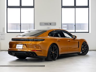 PORSCHE PANAMERA - 5