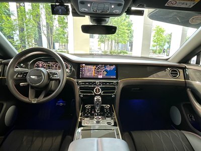 صورة مصغرة 15 لـ 2021 Bentley FLYING SPUR