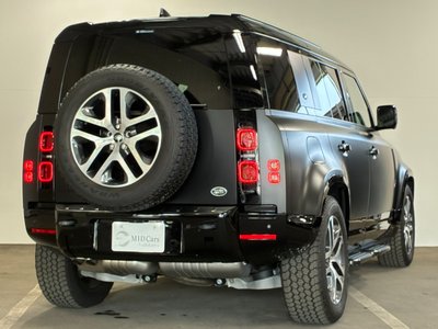 LAND ROVER DEFENDER - 6