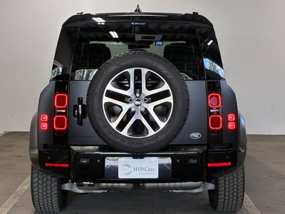 LAND ROVER DEFENDER - 7