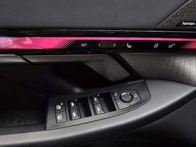2025 BMW 5 SERIES 缩略图 29
