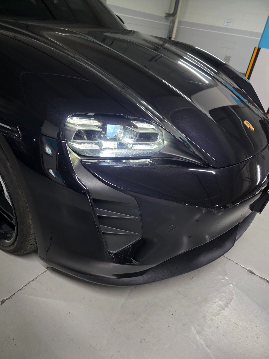 PORSCHE TAYCAN - View 1