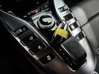 MERCEDES-BENZ GT AMG - 9