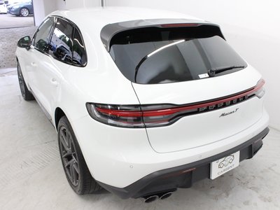2022 Porsche MACAN — миниатюра 11