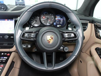 2022 Porsche MACAN — миниатюра 20
