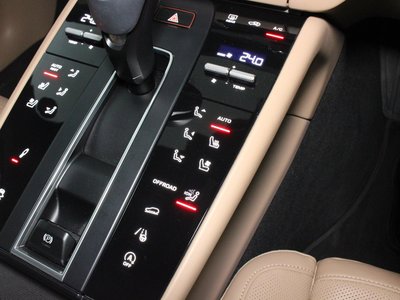 2022 Porsche MACAN — миниатюра 44