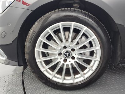 MERCEDES-BENZ E-CLASS - 6