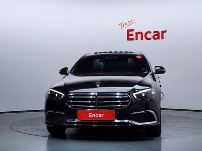 MERCEDES-BENZ E-CLASS - 2