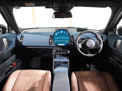 2025 MINI COOPER COUNTRYMAN photo 4