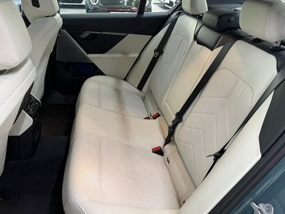 BMW 5 SERIES - 8