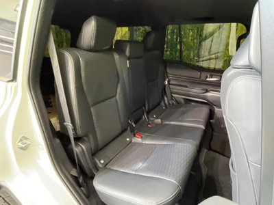 TOYOTA LAND CRUISER 250 - 9