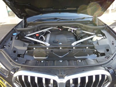 2025 BMW X6 — миниатюра 37