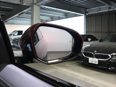 BMW I7 - 8