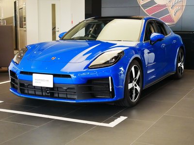 PORSCHE PANAMERA - 1