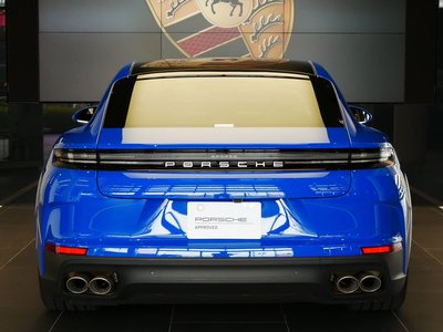 PORSCHE PANAMERA - 3