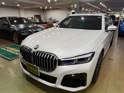 BMW 7 SERIES - 1